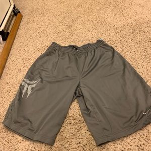 Nike tribal art shorts xl